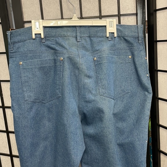 Vintage Dg2 by Diane Gilman, Light Wash, Crystal Studded Jeans. SZ 16 - Picture 9 of 9